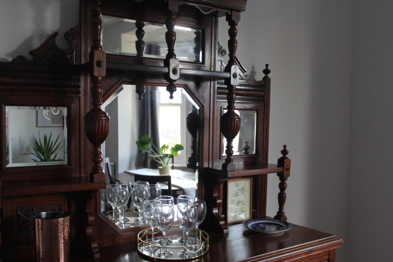Canterbury Accommodations With Free Car Park Onsite And High Speed Wifi Buitenkant foto
