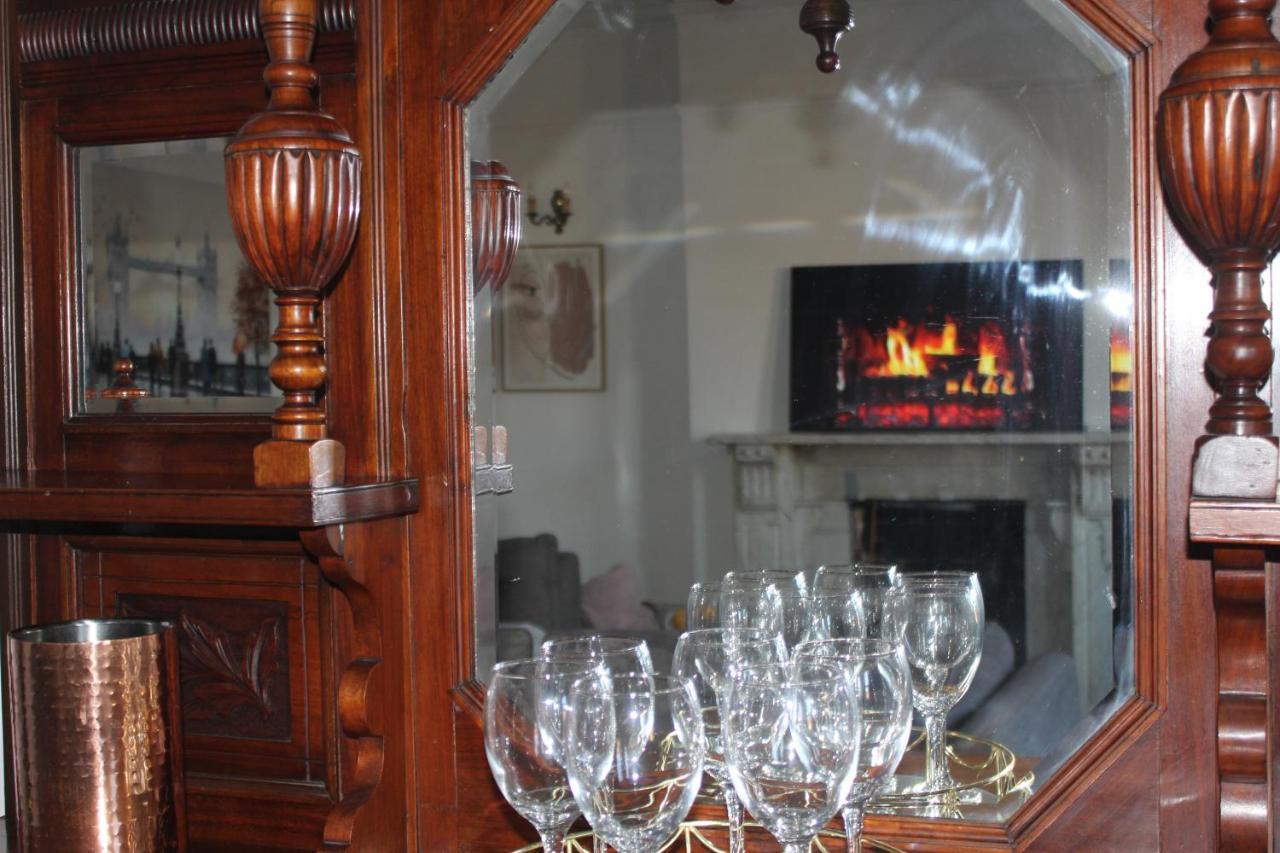 Canterbury Accommodations With Free Car Park Onsite And High Speed Wifi Buitenkant foto